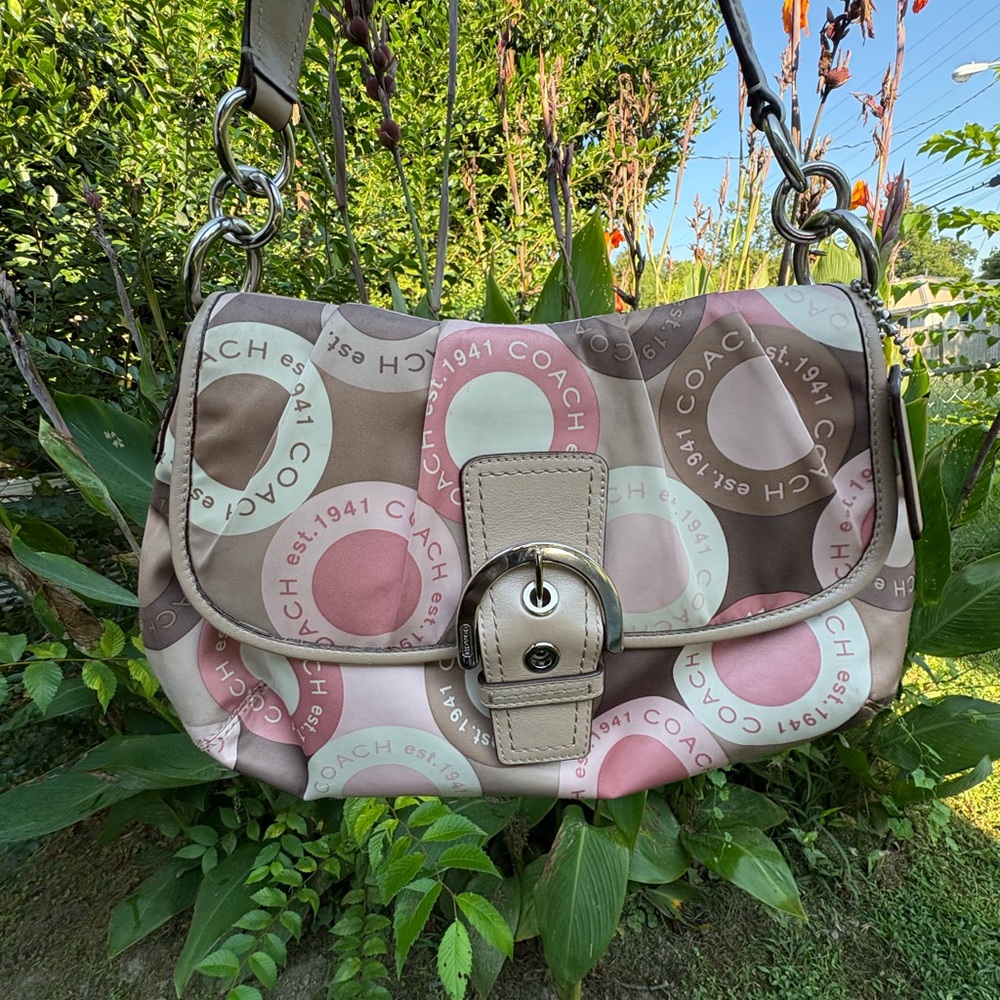 Vintage Y2K Coach Soho Bag 25